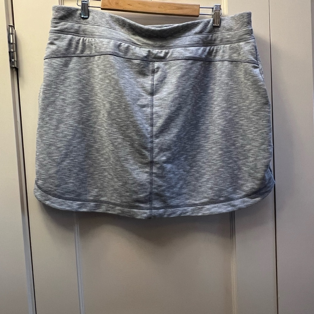 Draw-string mini skirt - Picture 2 of 4